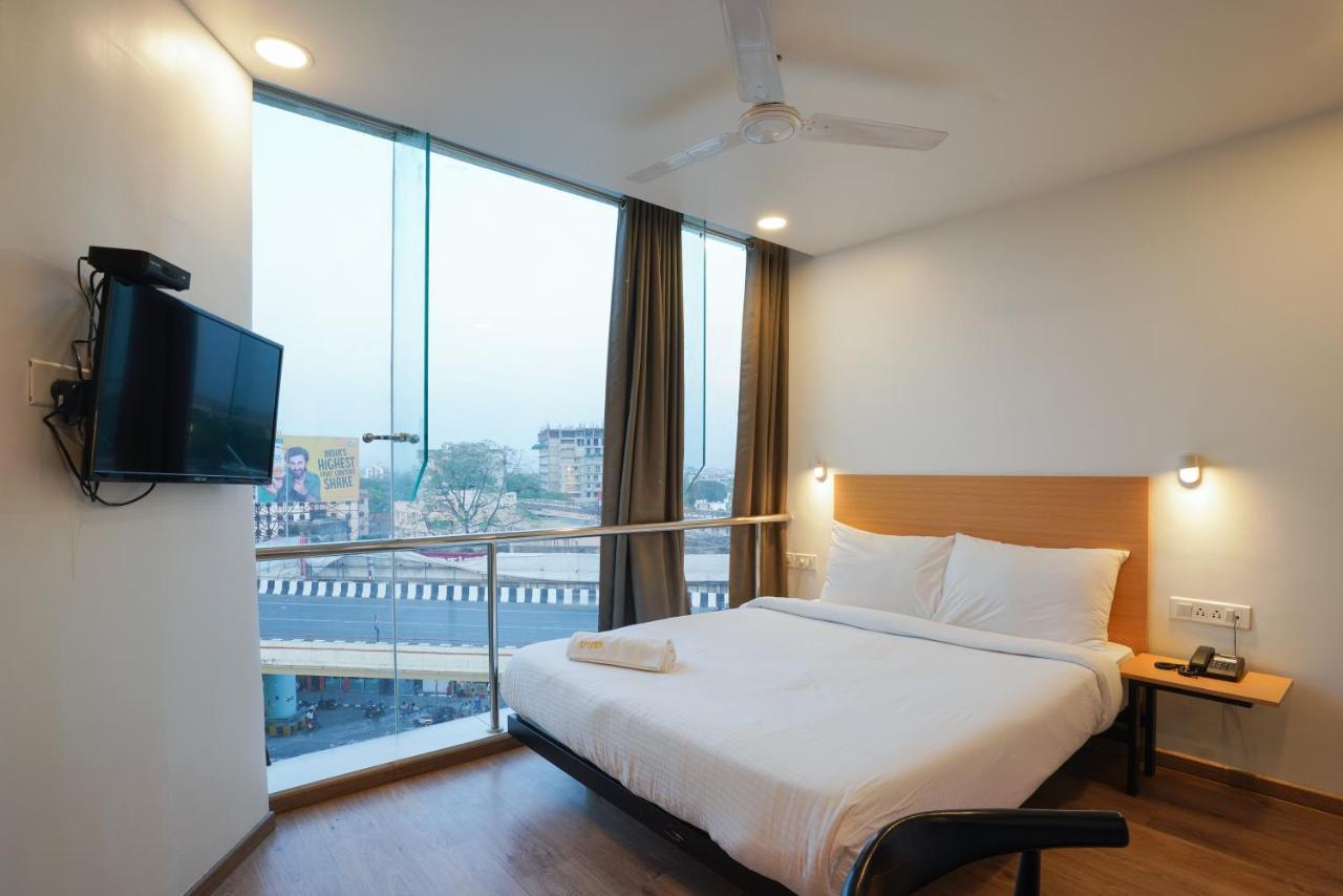 Uptown Hotel 那格浦尔 外观 照片